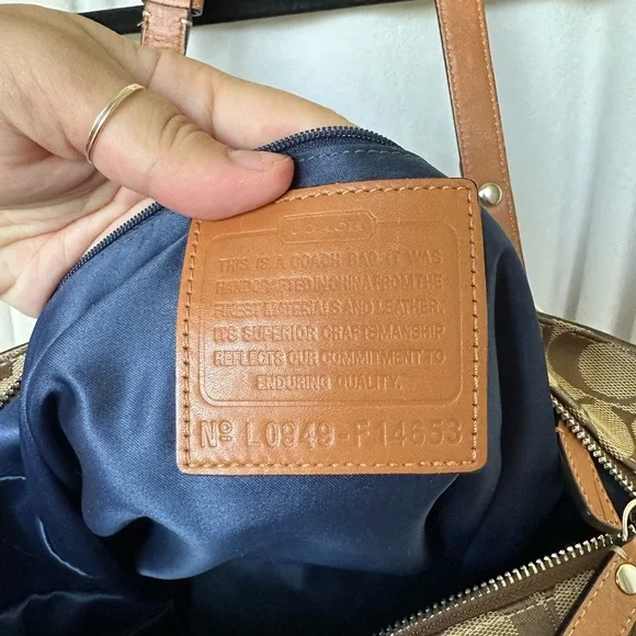 Vintage Coach Patchwork Leather Tote Bag - Multicolor - Picture 6 of 7